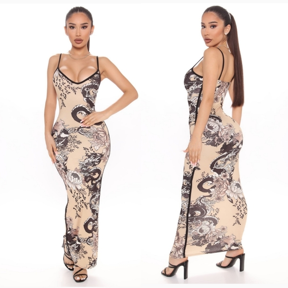 Nwt Dragon Tattoos Printed Maxi Dress 